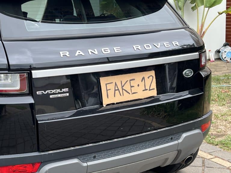 Can I make my own number plates?